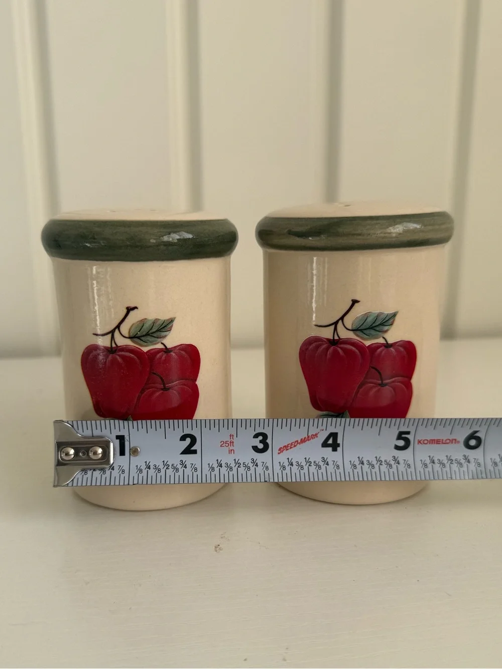 Ceramic Apple Salt and Pepper Shakers (4”)